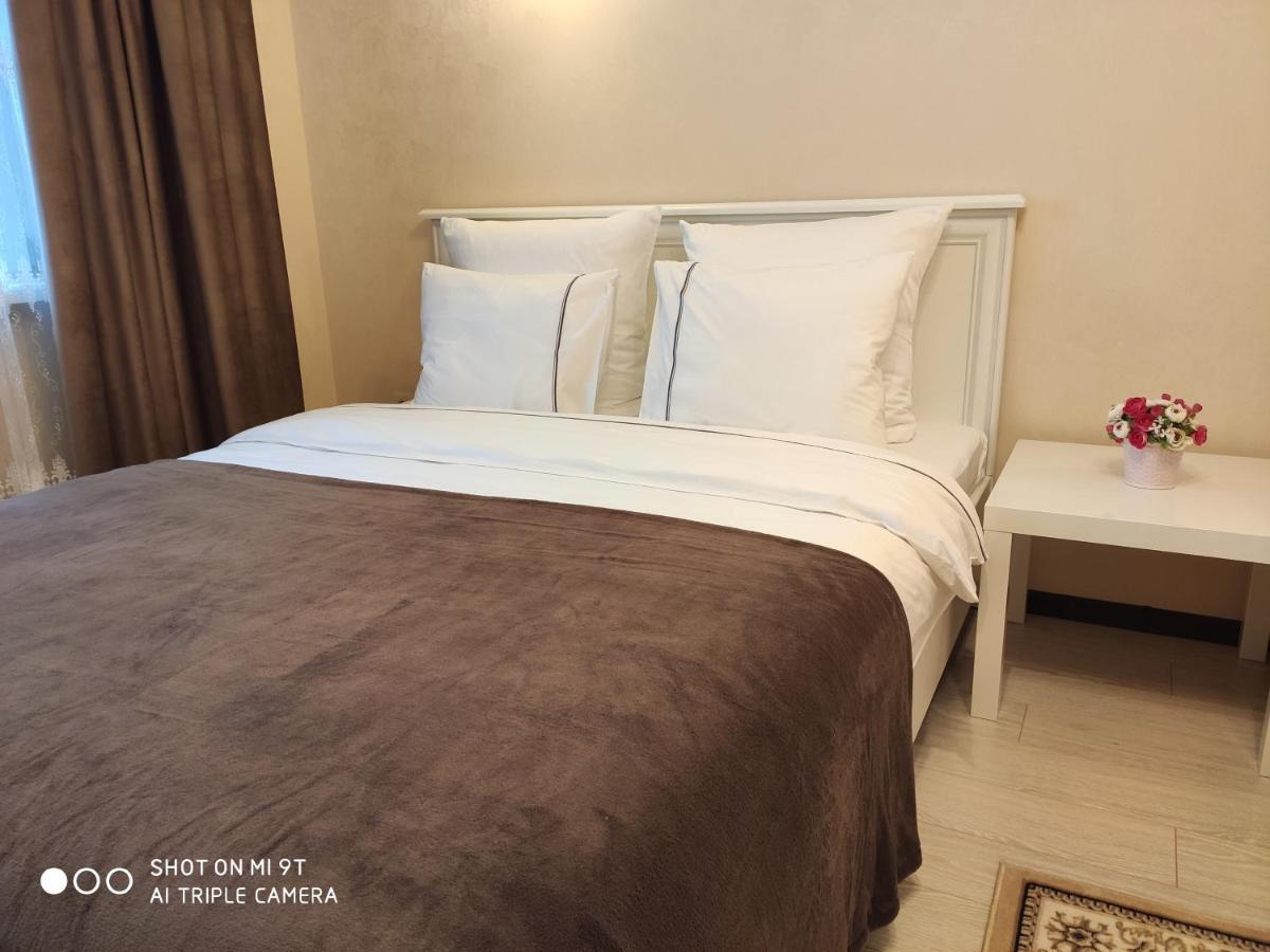 Comfort Apartments - Bright Family Suite Hrodna Eksteriør billede