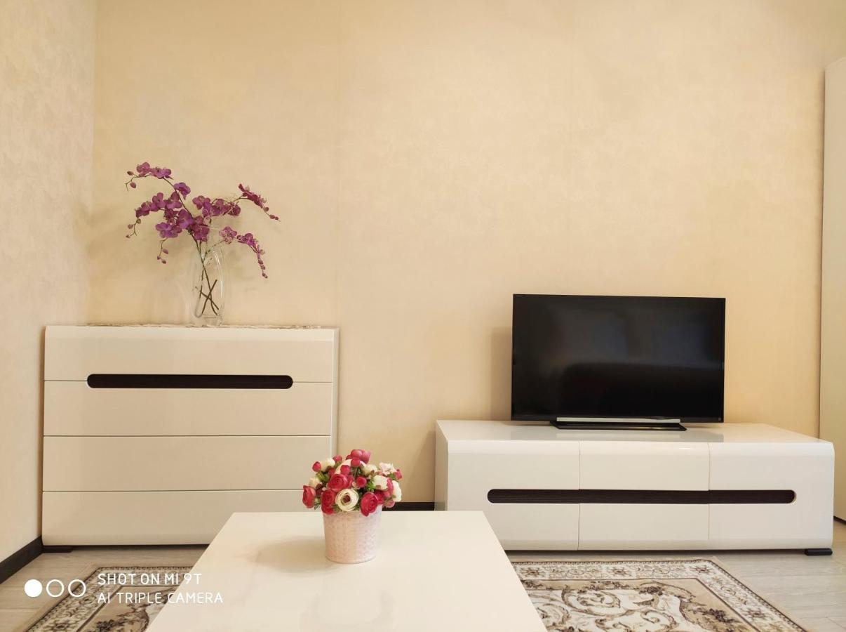 Comfort Apartments - Bright Family Suite Hrodna Eksteriør billede