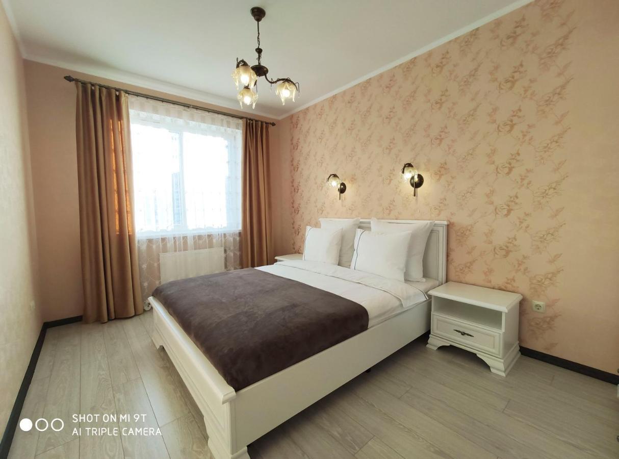 Comfort Apartments - Bright Family Suite Hrodna Eksteriør billede